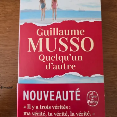 Quelqu'un d'autre
